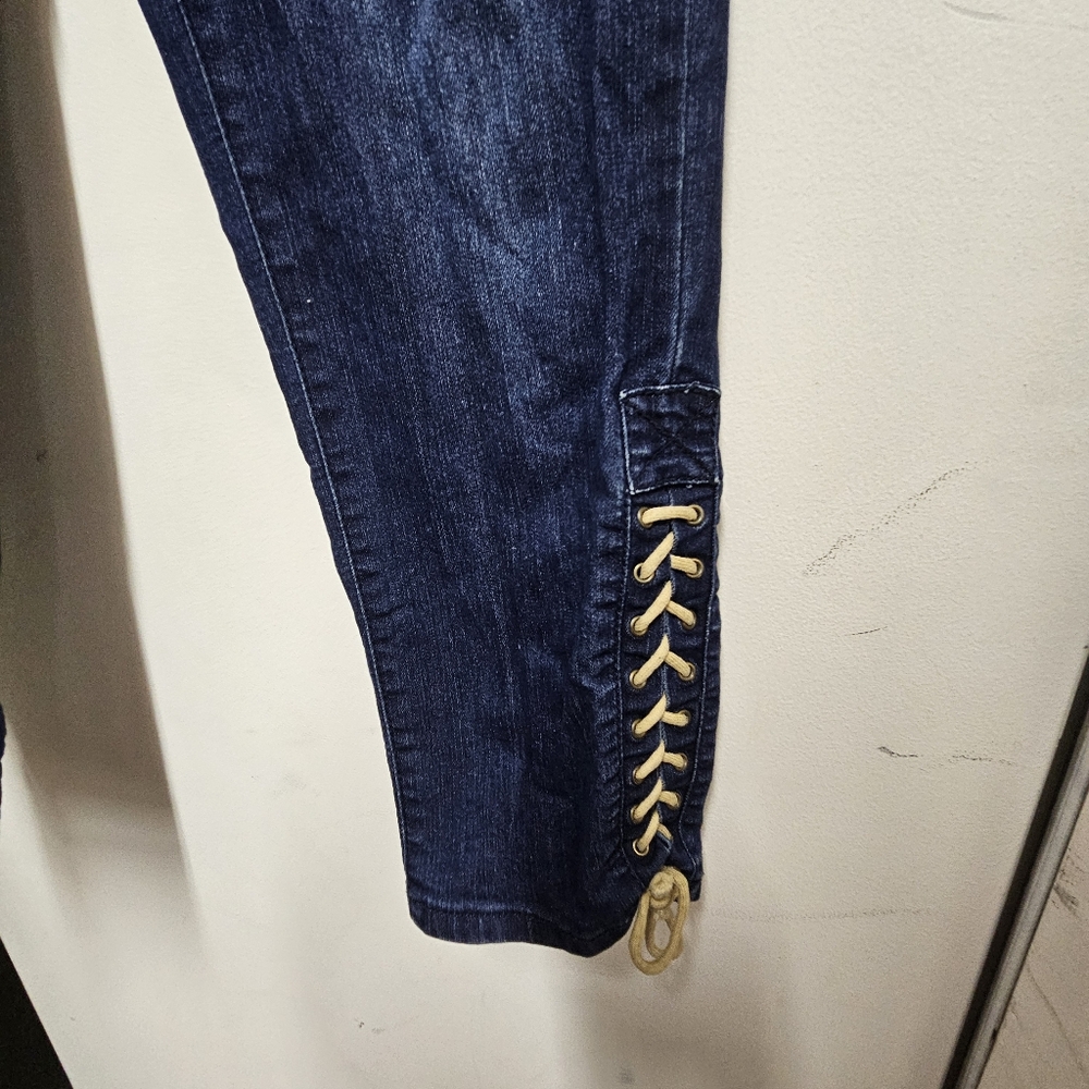 Cache Jeans - Picture 4 of 8